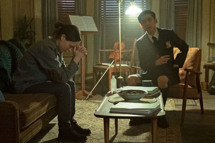 Umbrella Academy episode 2